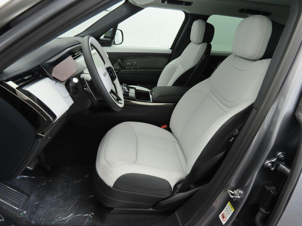 new 2025 Land Rover Range Rover Sport car, priced at $121,495