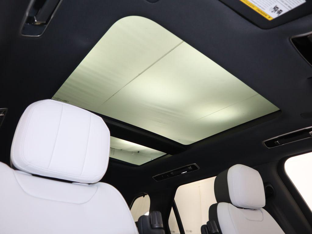 new 2025 Land Rover Range Rover Sport car, priced at $123,540
