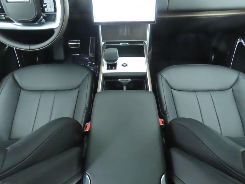 new 2025 Land Rover Range Rover car, priced at $174,080