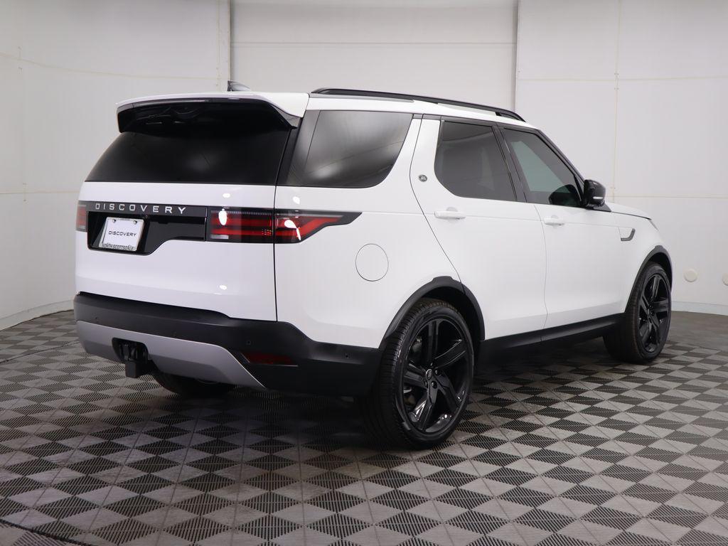 new 2025 Land Rover Discovery car, priced at $69,243