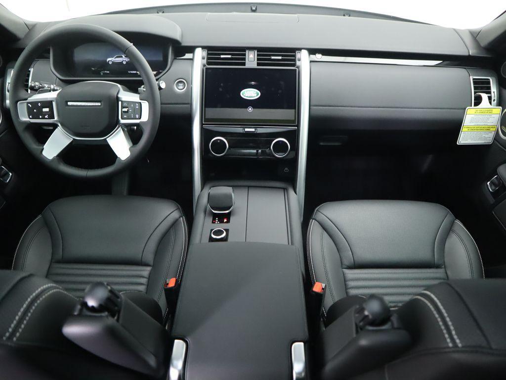new 2025 Land Rover Discovery car, priced at $69,243