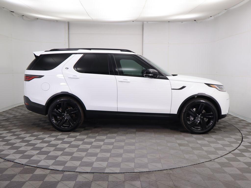 new 2025 Land Rover Discovery car, priced at $69,243