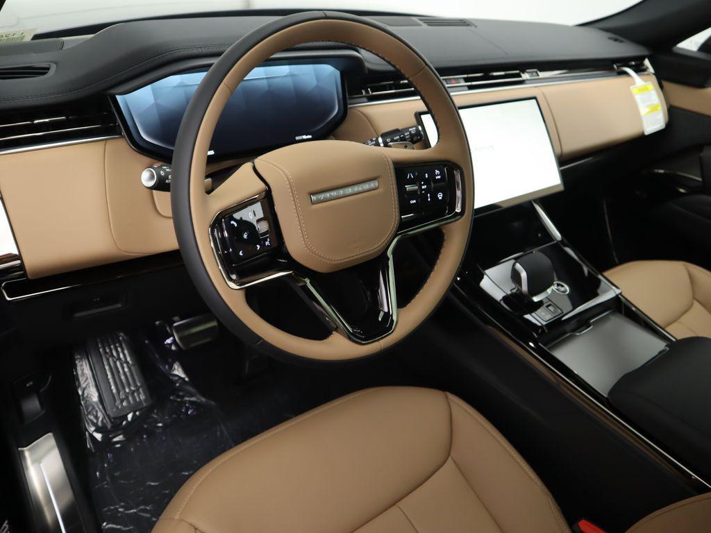 new 2025 Land Rover Range Rover Sport car, priced at $122,605