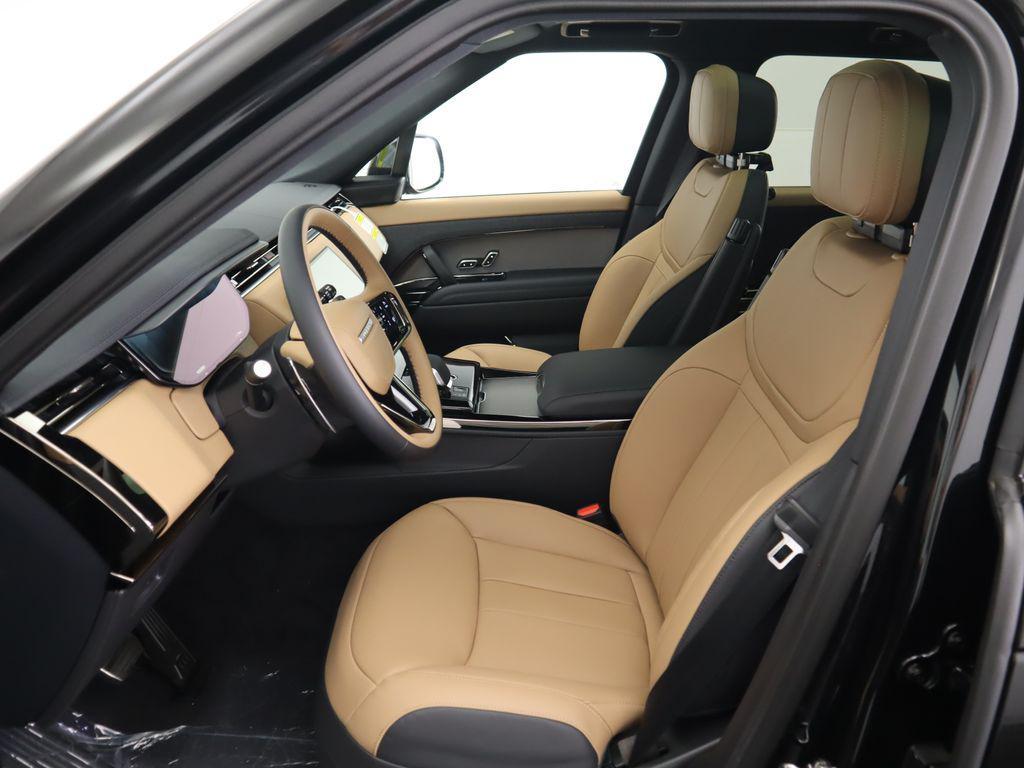 new 2025 Land Rover Range Rover Sport car, priced at $122,605