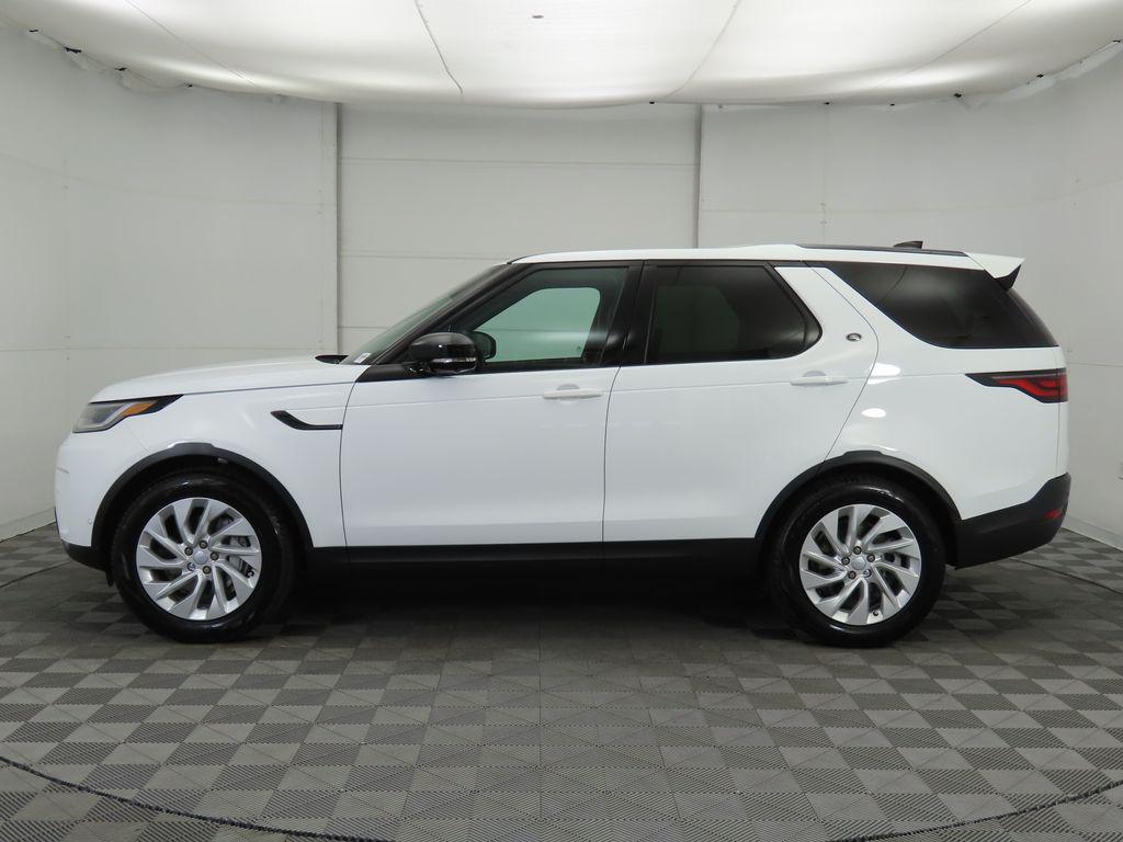 new 2025 Land Rover Discovery car, priced at $63,018