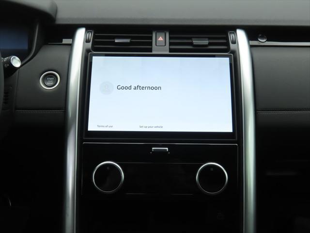 new 2025 Land Rover Discovery car, priced at $63,018