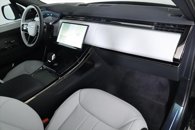 new 2025 Land Rover Range Rover Sport car, priced at $105,715