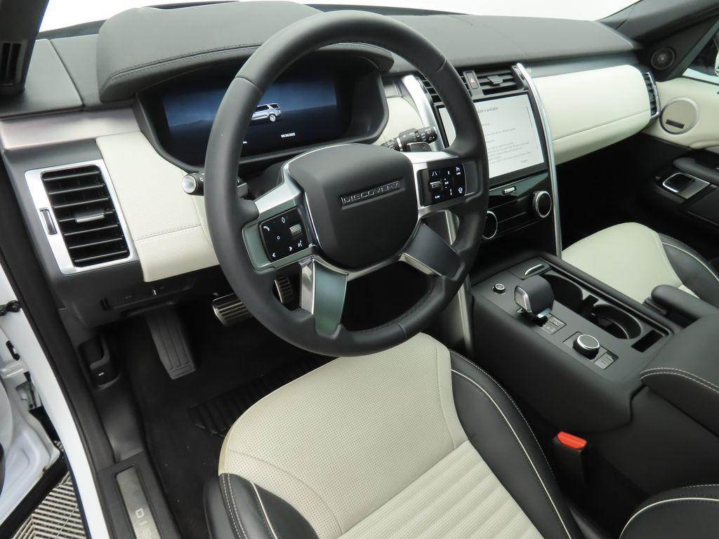 used 2024 Land Rover Discovery car, priced at $51,202