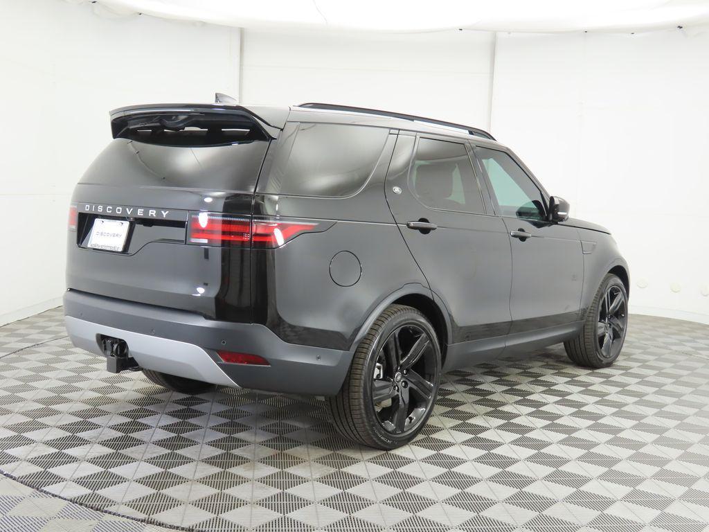 new 2025 Land Rover Discovery car, priced at $70,193