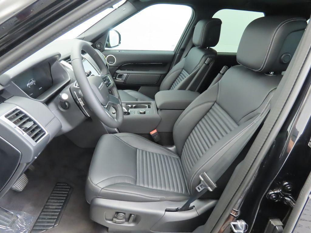 new 2025 Land Rover Discovery car, priced at $70,193