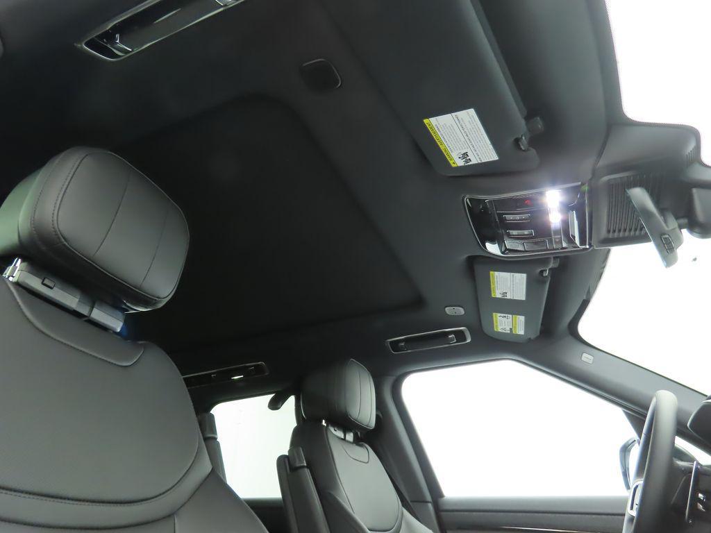 new 2025 Land Rover Range Rover Sport car, priced at $102,720