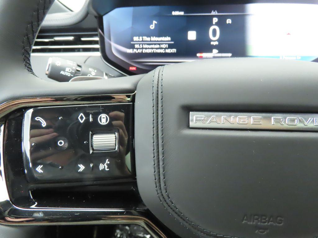 new 2025 Land Rover Range Rover Sport car, priced at $102,720