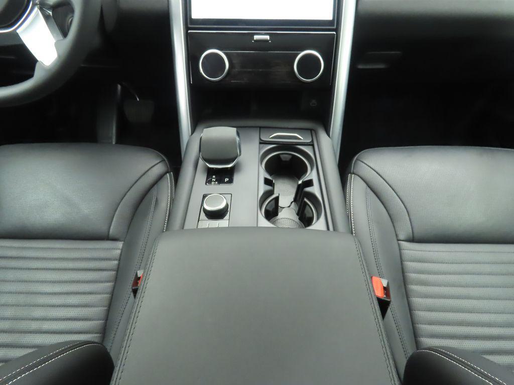 used 2024 Land Rover Discovery car, priced at $39,157