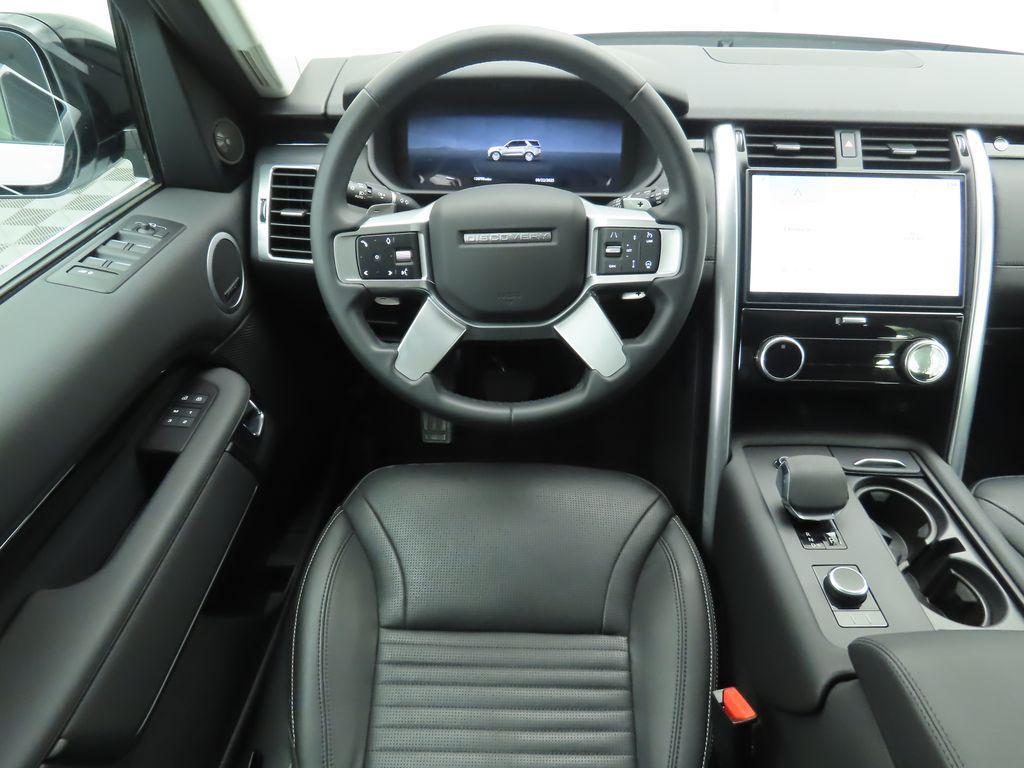 used 2024 Land Rover Discovery car, priced at $39,157