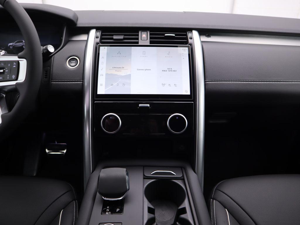 used 2024 Land Rover Discovery car, priced at $55,400