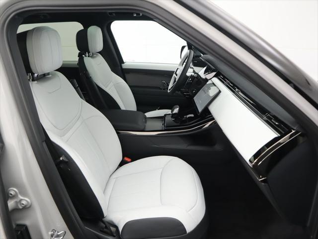 new 2025 Land Rover Range Rover Sport car, priced at $107,705