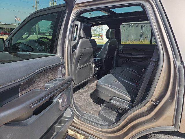 used 2018 Ford Expedition car, priced at $24,999