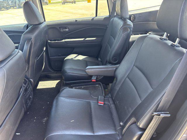 used 2021 Honda Pilot car, priced at $26,875