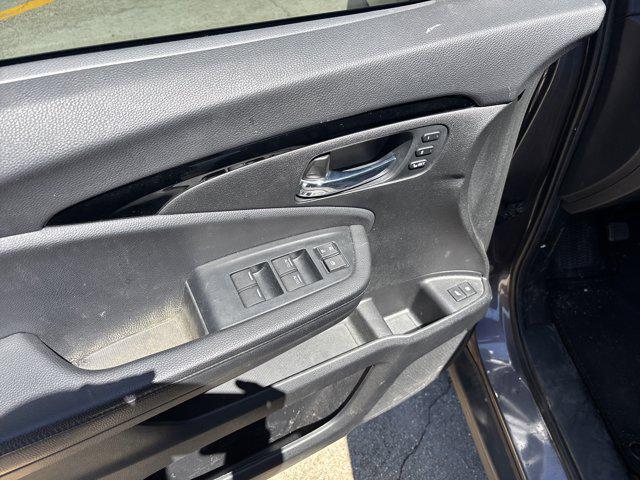 used 2021 Honda Pilot car, priced at $26,875