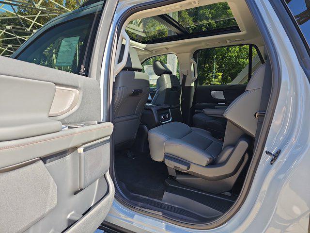 new 2025 Ford Expedition Max car, priced at $74,725