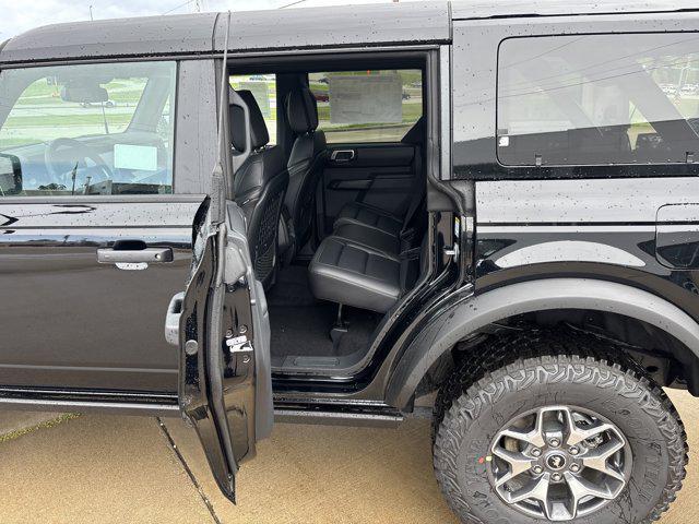 new 2025 Ford Bronco car, priced at $62,161