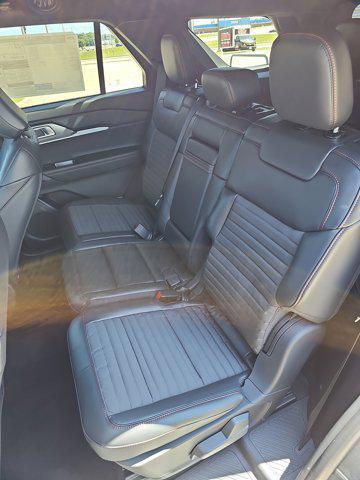 new 2025 Ford Explorer car, priced at $48,958
