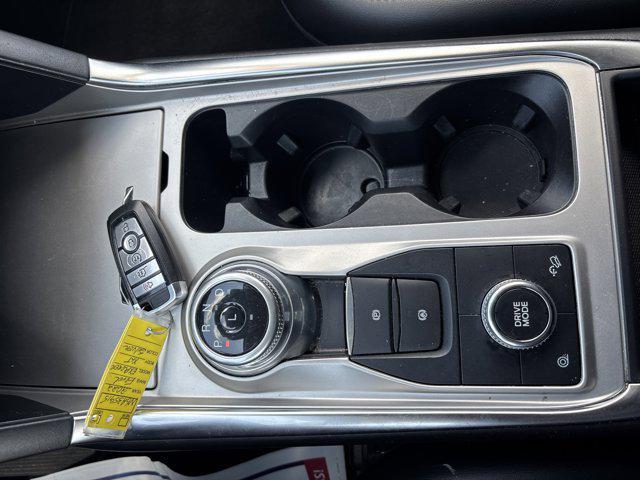 used 2022 Ford Explorer car, priced at $33,040