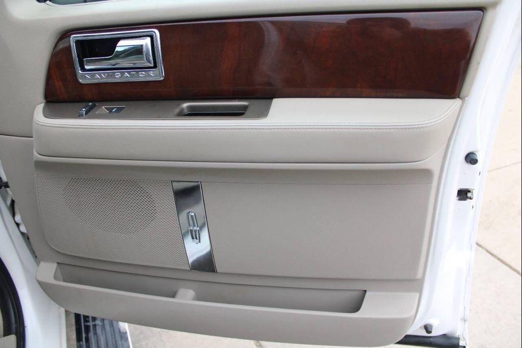 used 2014 Lincoln Navigator car, priced at $7,450