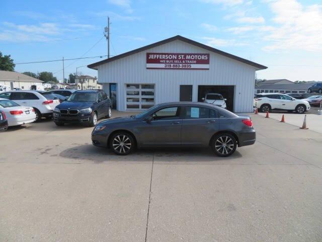 used 2014 Chrysler 200 car, priced at $6,900