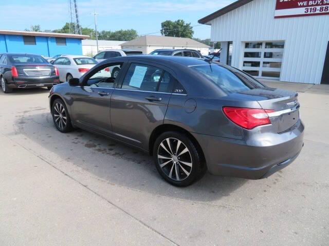 used 2014 Chrysler 200 car, priced at $6,900