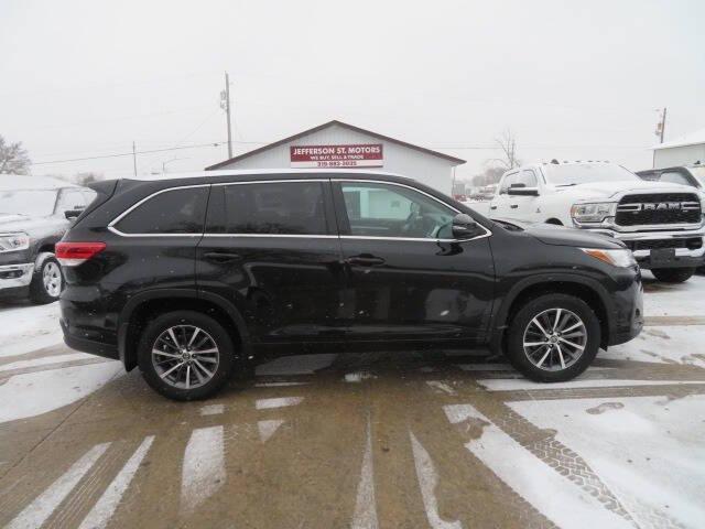 used 2018 Toyota Highlander car, priced at $23,900