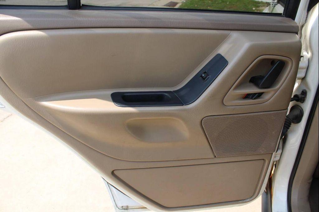 used 2004 Jeep Grand Cherokee car, priced at $1,900