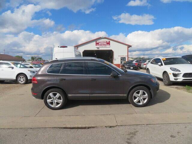 used 2013 Volkswagen Touareg car, priced at $9,700