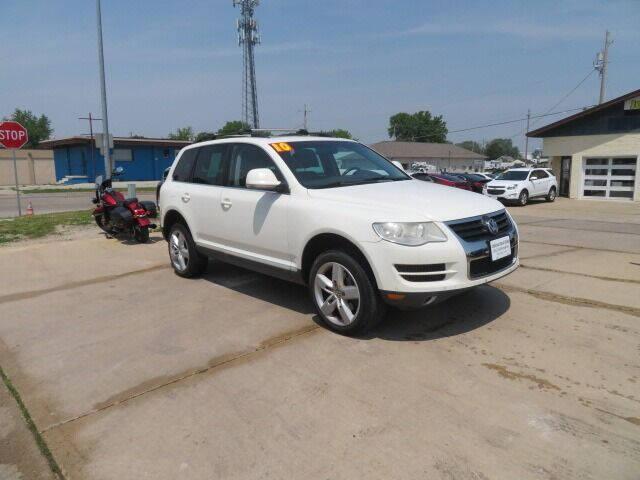 used 2010 Volkswagen Touareg car, priced at $6,950