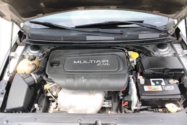 used 2015 Chrysler 200 car, priced at $4,999