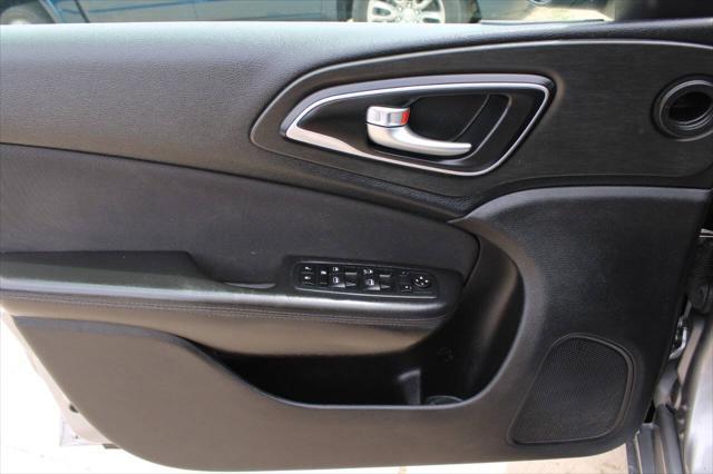 used 2015 Chrysler 200 car, priced at $4,999