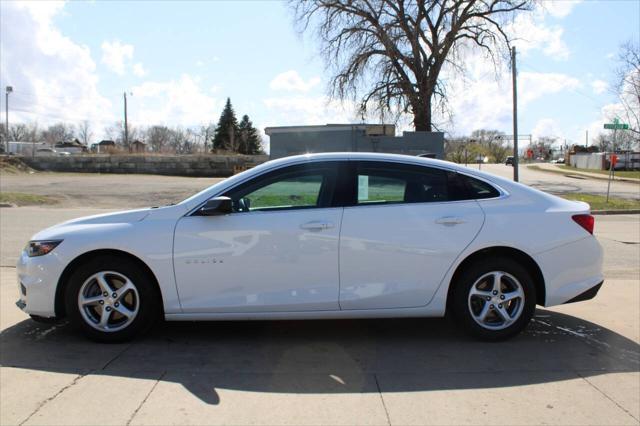 used 2018 Chevrolet Malibu car, priced at $9,700