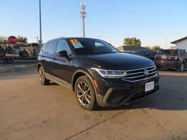 used 2022 Volkswagen Tiguan car, priced at $18,999