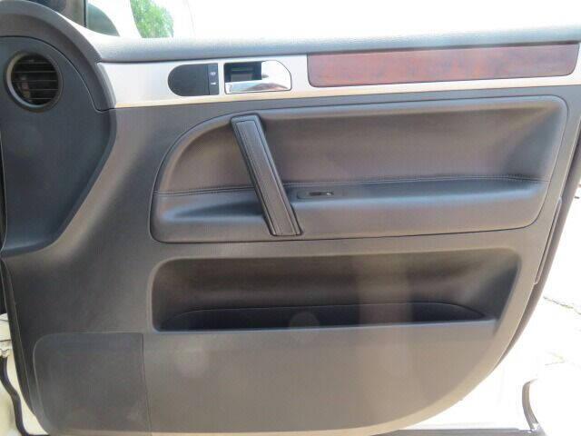 used 2010 Volkswagen Touareg car, priced at $3,900