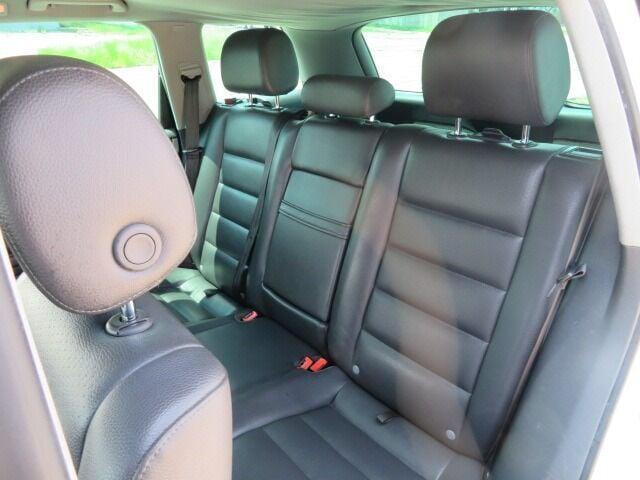 used 2010 Volkswagen Touareg car, priced at $3,900