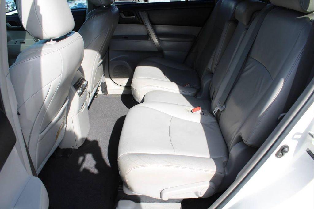 used 2011 Toyota Highlander car, priced at $7,650
