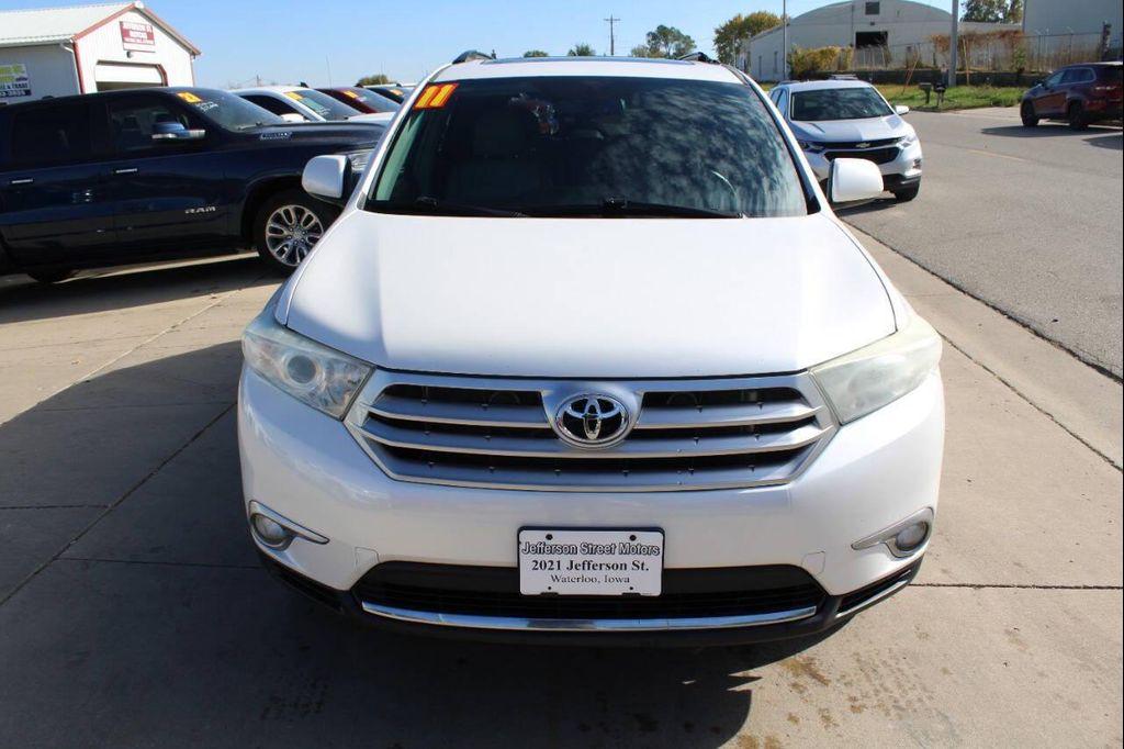 used 2011 Toyota Highlander car, priced at $7,650