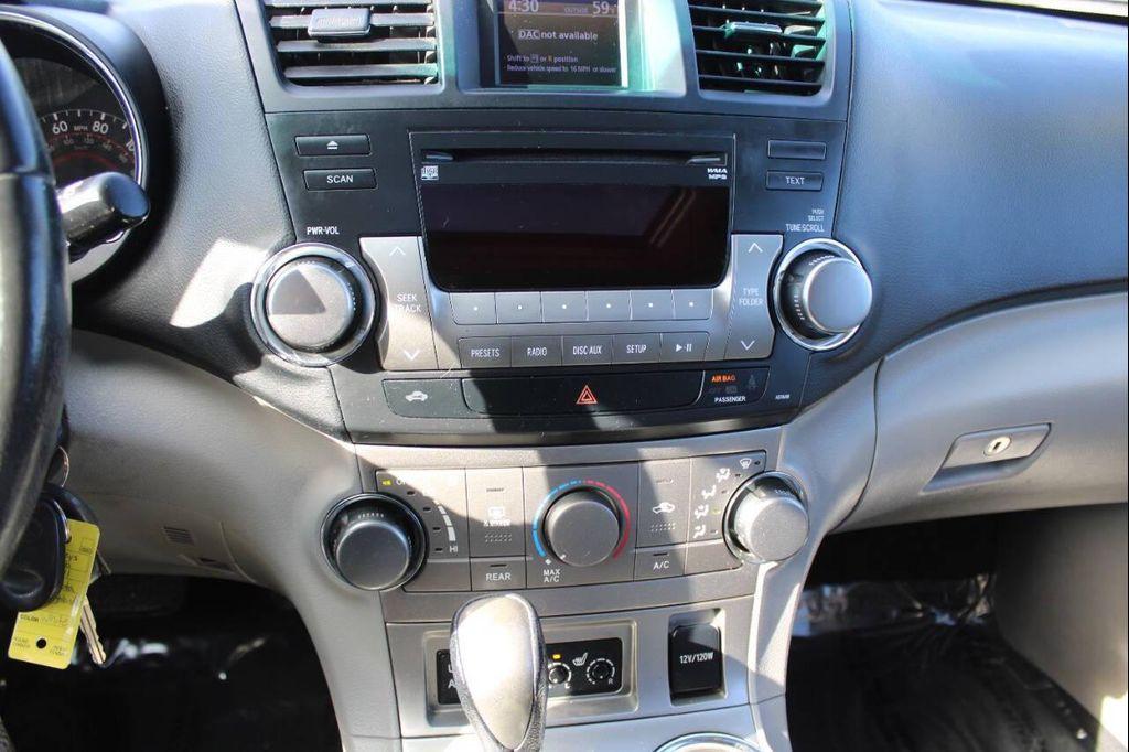 used 2011 Toyota Highlander car, priced at $7,650
