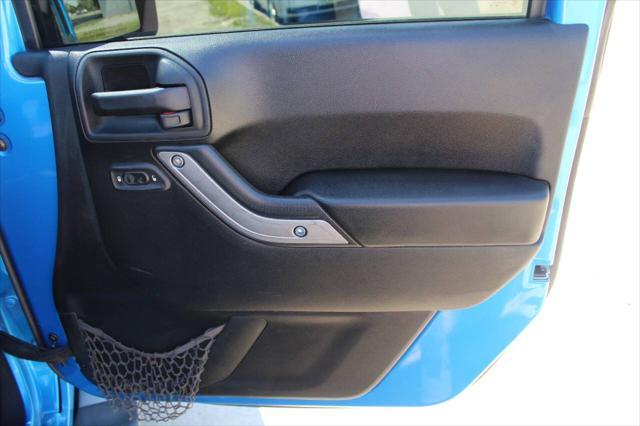 used 2015 Jeep Wrangler Unlimited car, priced at $11,900