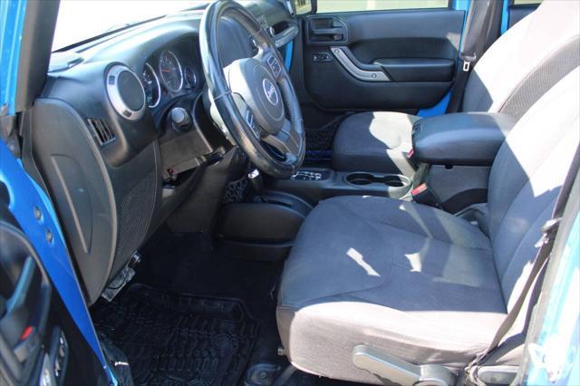 used 2015 Jeep Wrangler Unlimited car, priced at $11,900