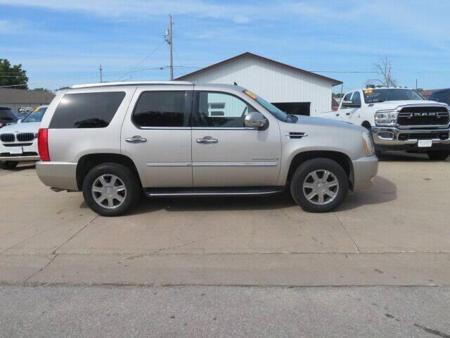 used 2007 Cadillac Escalade car, priced at $8,400