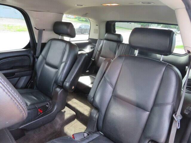 used 2007 Cadillac Escalade car, priced at $8,400