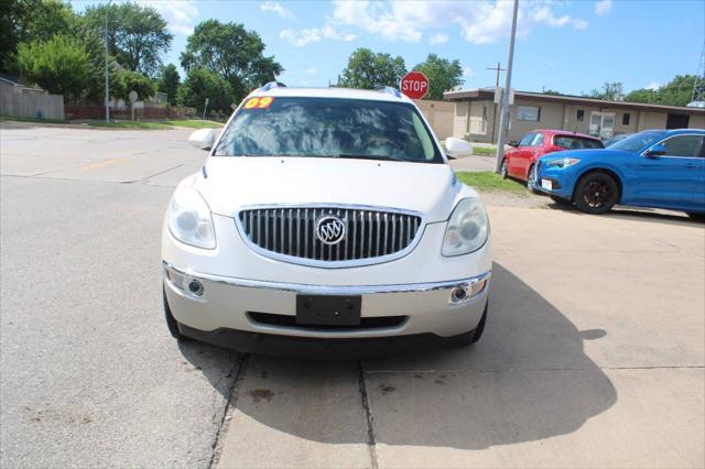 used 2009 Buick Enclave car, priced at $5,999