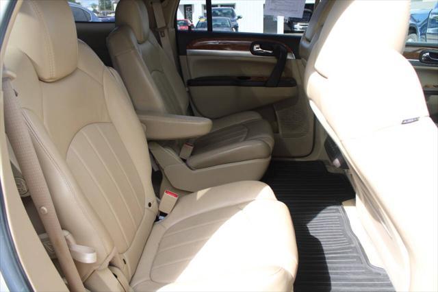 used 2009 Buick Enclave car, priced at $5,999
