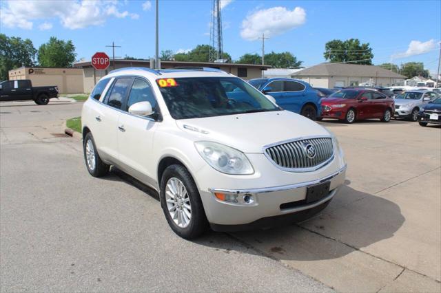 used 2009 Buick Enclave car, priced at $5,999